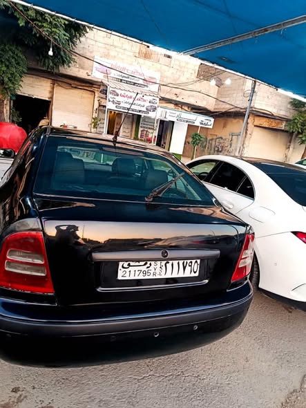 سكودا اوكتافيا 2000 - صورة 5