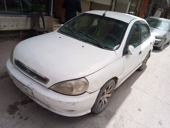 كيا ريو 2002 - صورة 2