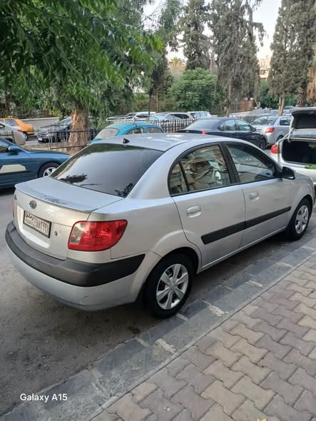 كيا ريو 2007 - صورة 1