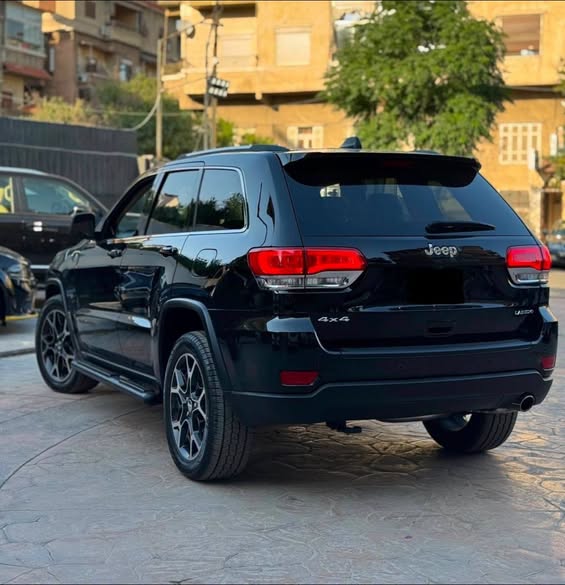 جيب شيروكي 2018 - صورة 2