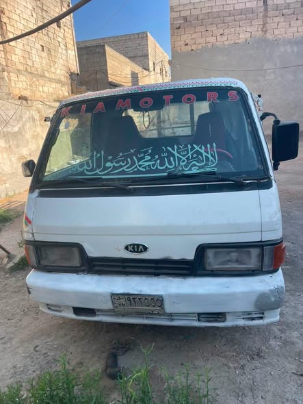 كيا كيا 4000 1997 - صورة 1