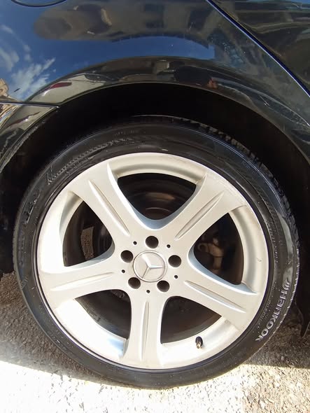 مرسيدس CLS350 2007 - صورة 3