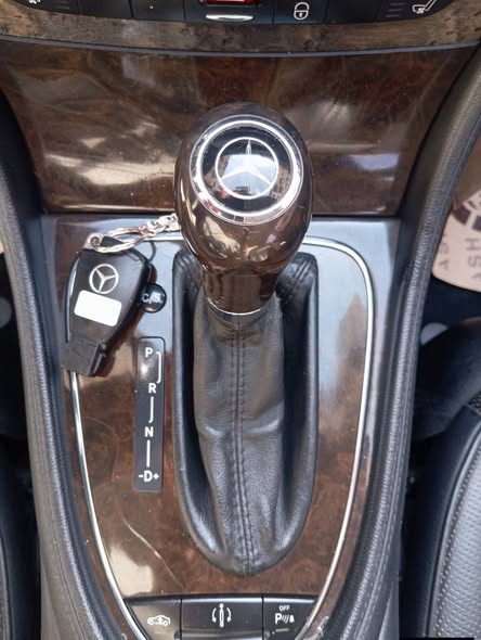 مرسيدس CLS350 2007 - صورة 4