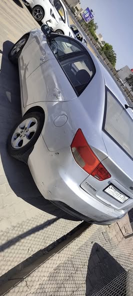 كيا فورتي 2009 - صورة 5