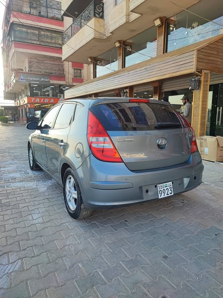 هيونداي i30 2010 - صورة 1
