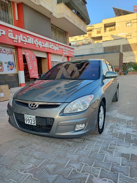 هيونداي i30 2010 - صورة 4