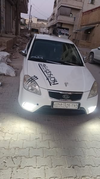 كيا ريو 2011 - صورة 4