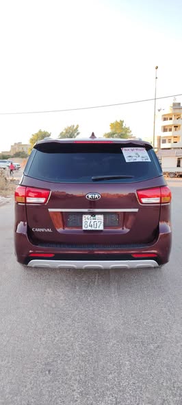 كيا كرنفال 2015 - صورة 2