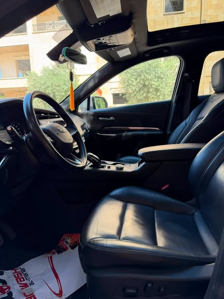 كاديلاك XT4 2023 - صورة 4
