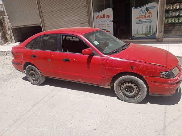 مازدا ٦٢٦ 2000 - صورة 3