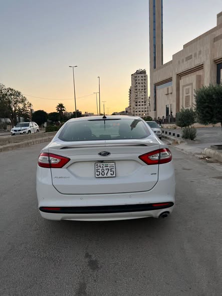 فورد فيوجن 2016 - صورة 4
