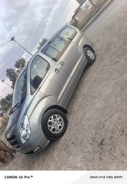 هيونداي إتش 1 2012 - صورة 1