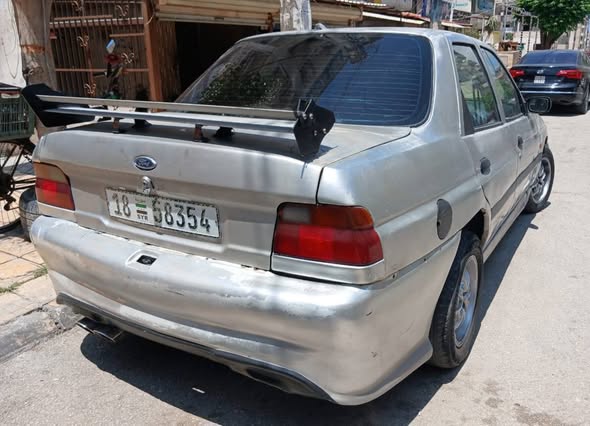 فورد اسكورت 1994 - صورة 5