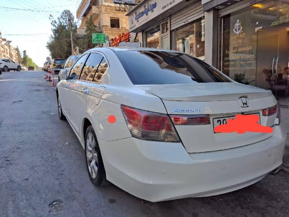 هوندا أكورد 2010 - صورة 2
