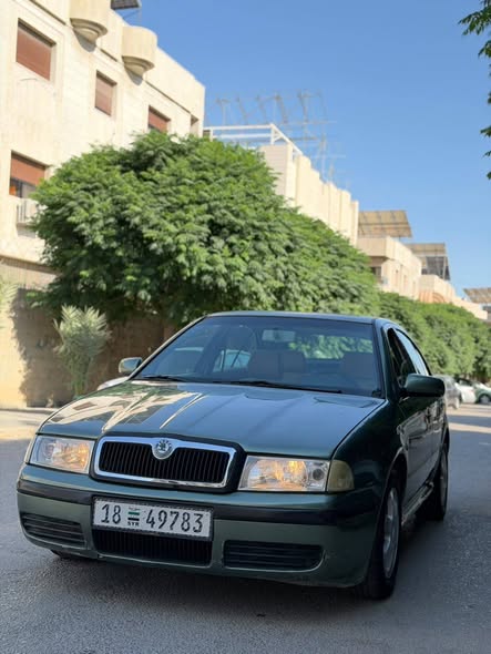 سكودا اوكتافيا 2001 - صورة 2