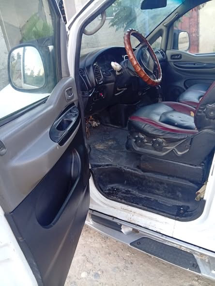 هيونداي H-1 2006 - صورة 2