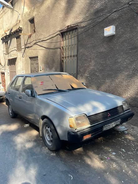 ميتسوبيشي كولت 1983 - صورة 1
