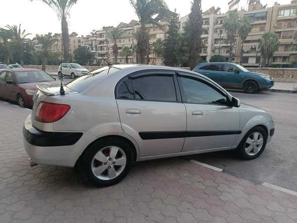 كيا ريو 2008 - صورة 4