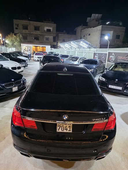 بي ام دبليو 740 2011 - صورة 4