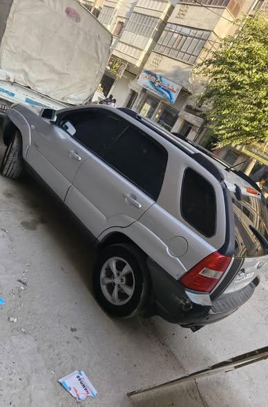 كيا سبورتاج 2006 - صورة 1