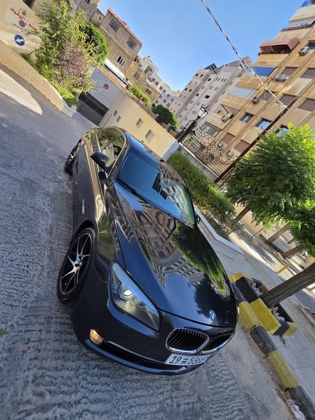 بي ام دبليو 740 2012 - صورة 2