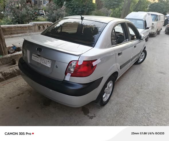 كيا ريو 2009 - صورة 3