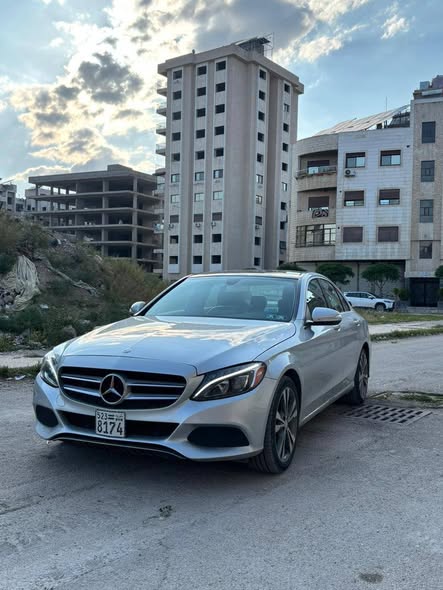 مرسيدس C300 2015 - صورة 1