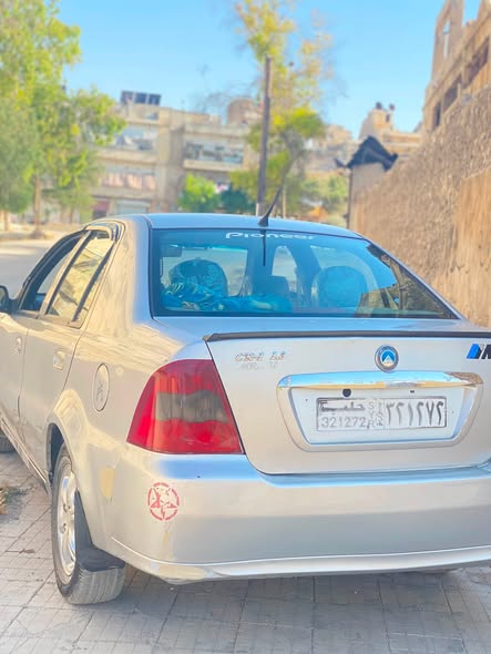 جيلي سيكي 2010 - صورة 2
