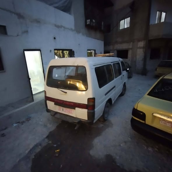 ميتسوبيشي L300 1993 - صورة 2
