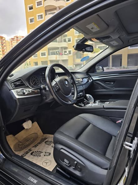 بي إم دبليو 528i 2015 - صورة 3