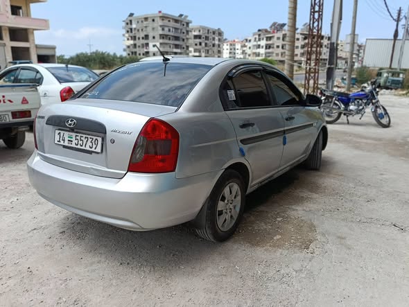 هونداي فيرنا 2008 - صورة 4