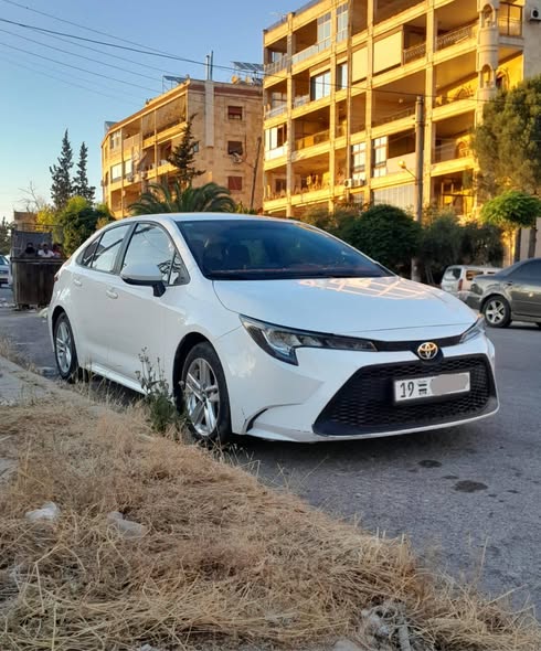 تويوتا كورولا 2023 - صورة 2