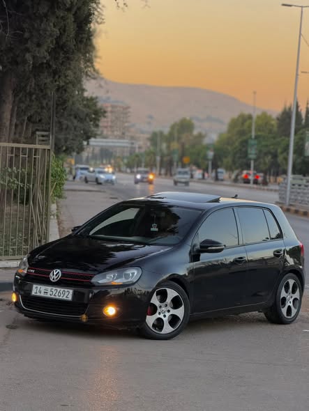 فولكس فاجن جولف 2011 - صورة 2