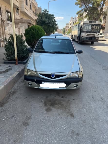 داسيا سولنزا 2003 - صورة 1