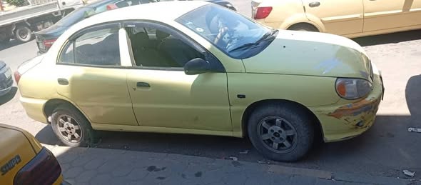 كيا ريو 2000 - صورة 2