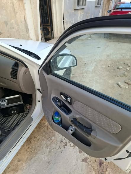 هيونداي فيرنا 2009 - صورة 5