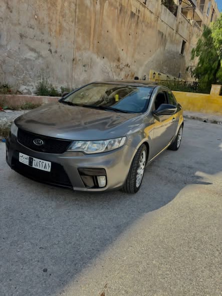 كيا فورتي 2010 - صورة 2