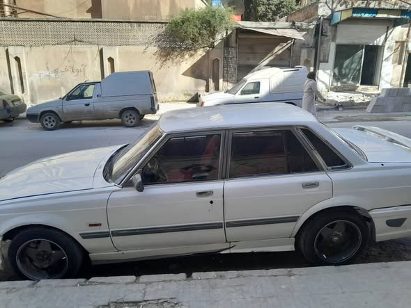 تويوتا كورونا 1983 - صورة 3