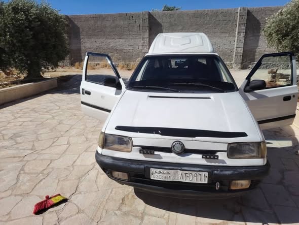 سكودا 120 1999 - صورة 1