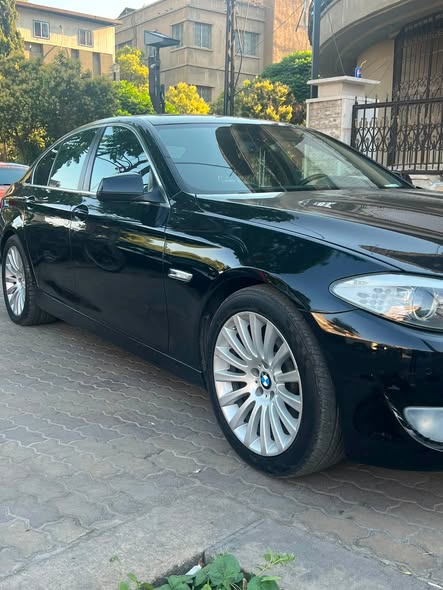 بي إم دبليو 528i 2013 - صورة 1