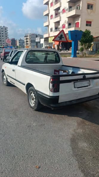 سكودا بيك أب 1999 - صورة 2