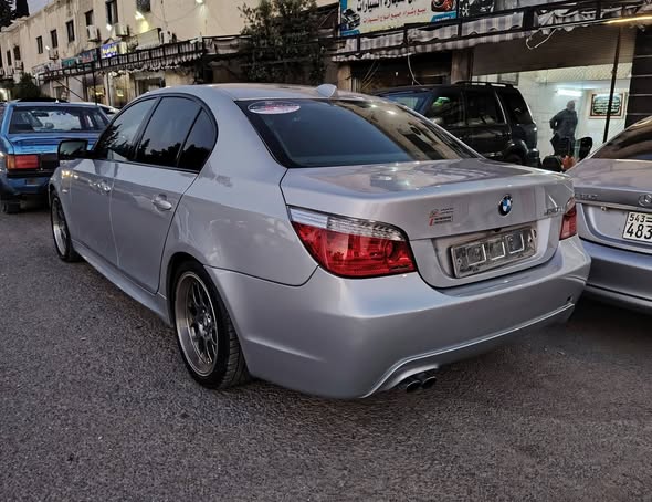 بي ام دبليو 530i 2008 - صورة 5