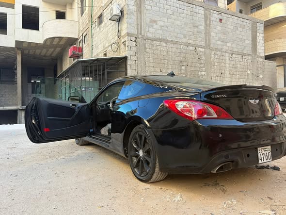 هيونداي جنسس كوبي 2012 - صورة 3