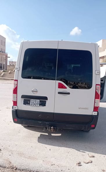 نيسان أورفان 2015 - صورة 5