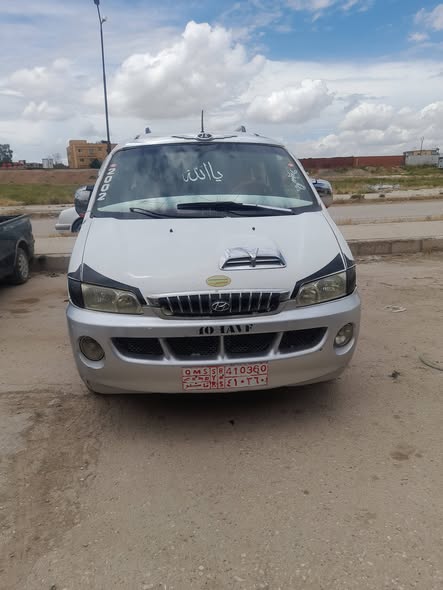 هيونداي H1 2001 - صورة 1