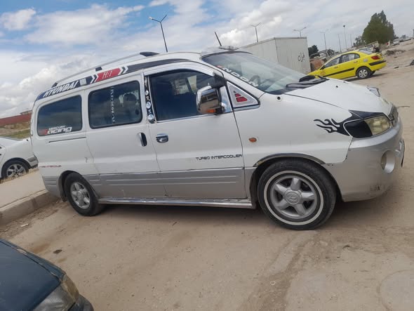 هيونداي H1 2001 - صورة 3
