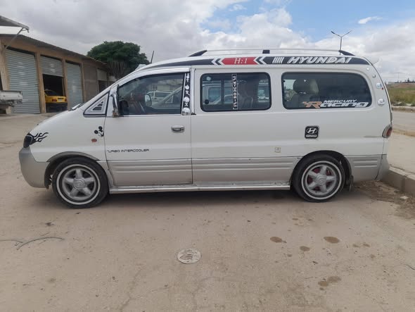 هيونداي H1 2001 - صورة 5