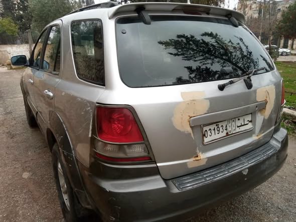 كيا سيرنتو 2003 - صورة 2