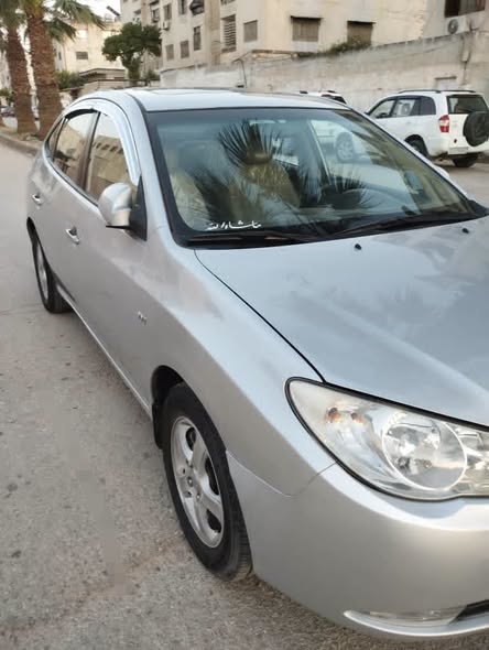 هونداي افانتي 2009 - صورة 3