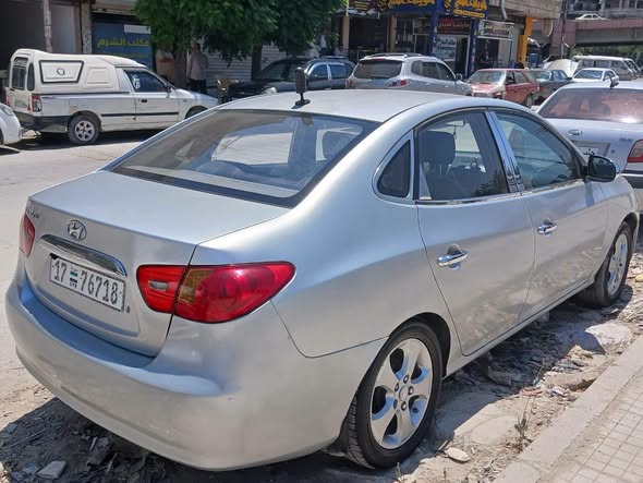 هونداي افانتي 2007 - صورة 3